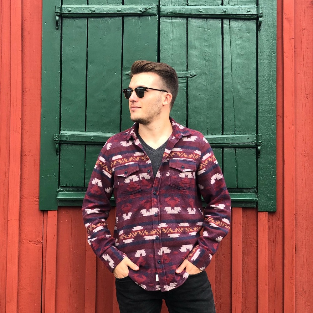 Meet your Posher, Burak